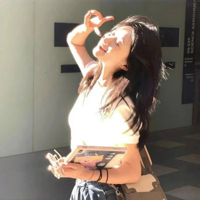 蒙梭罗夫人封面